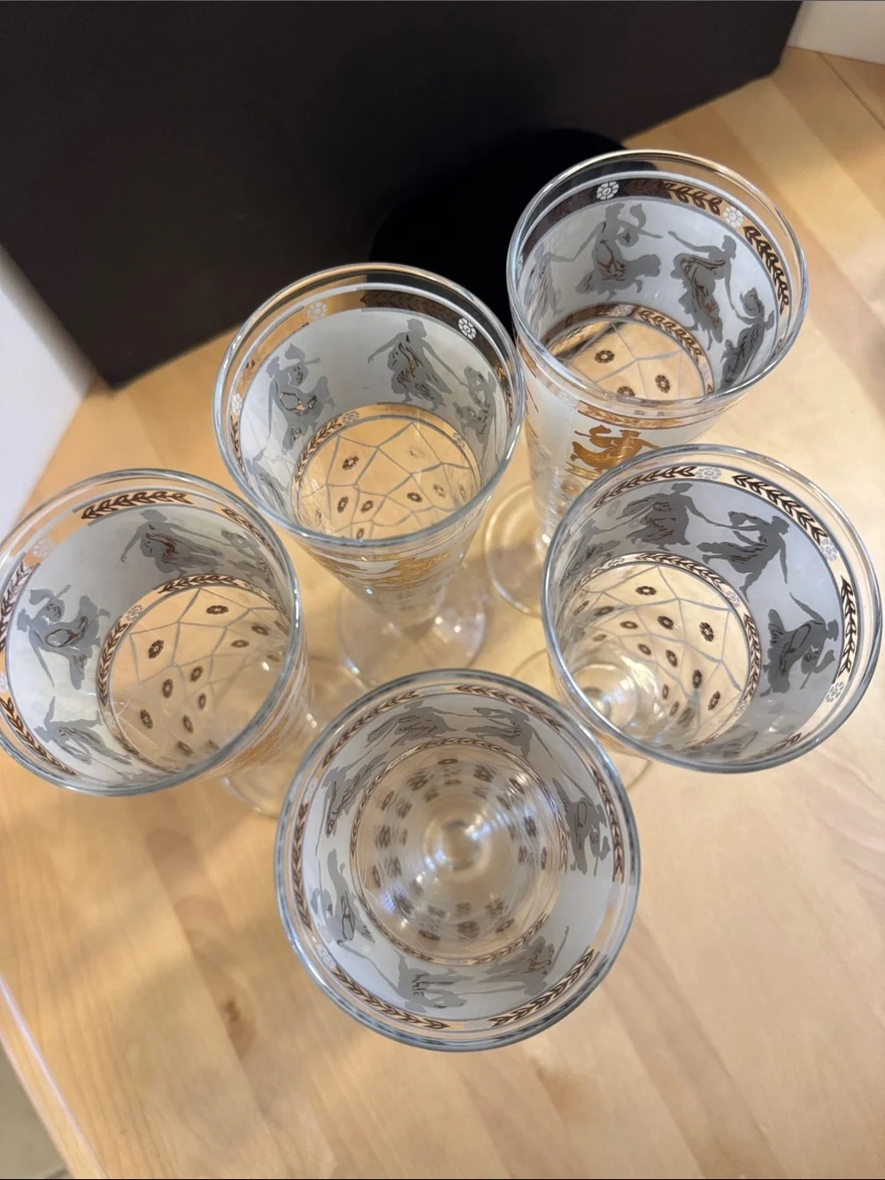 VTG set of 5 Greek Goddess footed Pilsner beer glasses w/22k & white floral des